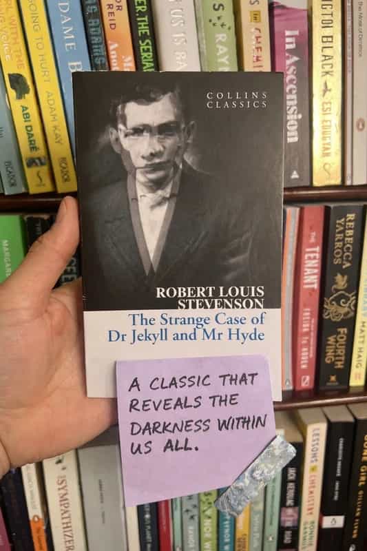 The Strange Case of Dr Jekyll and Mr Hyde by Robert Louis Stevenson — front cover
