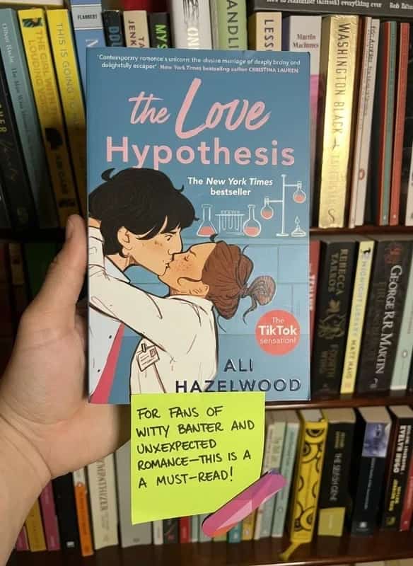 The Love Hypothesis: The Tiktok sensation and romcom of the year! by Ali Hazelwood